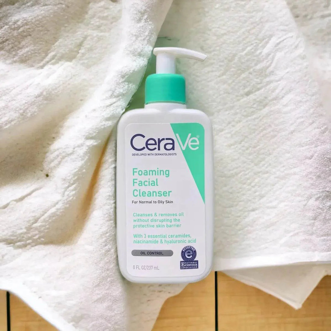 CeraVe Foaming Facial Cleanser | Oily Skin to Normal