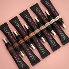 Huda Beauty The Overachiever Concealer